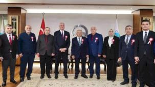 Memduh Büyükkılıç'a 'Vakıf' ziyareti