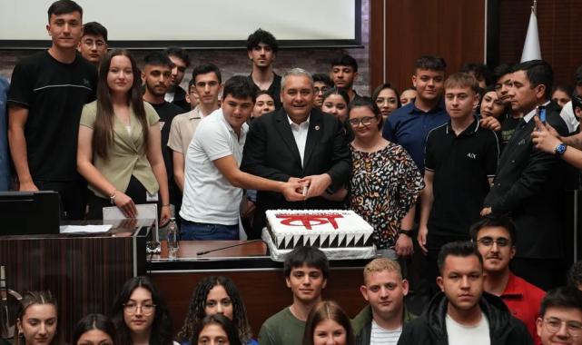Ankara Keçiören'in stajyerleri sertifikalandı
