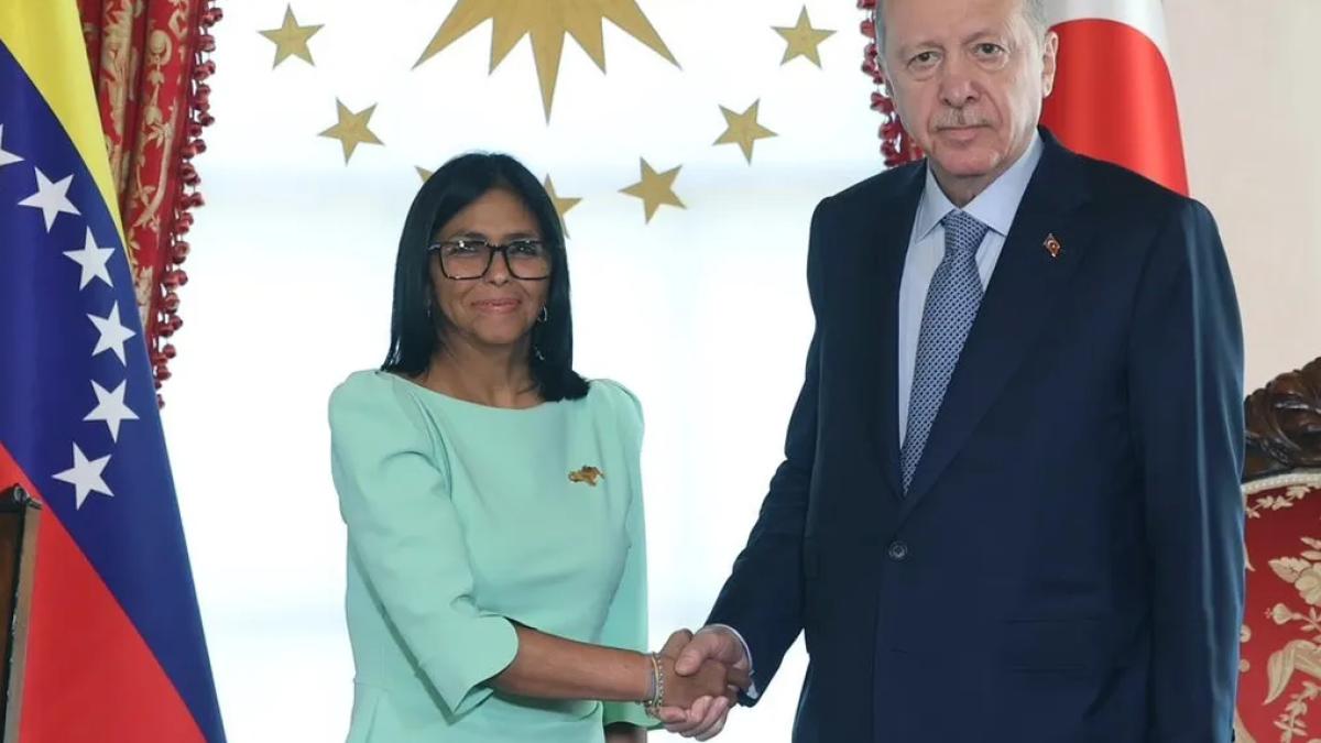 Erdoğan, Venezuela heyetini İstanbul’da kabul etti... Ticaret hedefi 3 milyar dolar