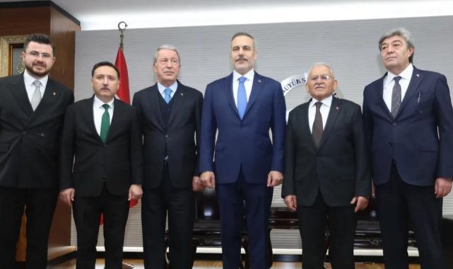 Memduh Büyükşehir Kayseri'nin çehresini değiştirdi