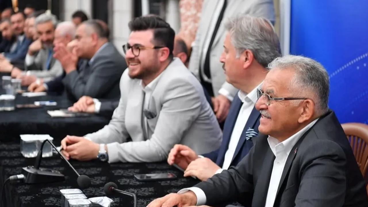 Mustafa Palancıoğlu halkın sorularını yanıtladı