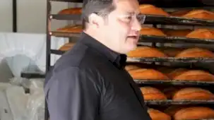 Bolvadin'de ekmek 15 TL olunca, 5 TL'lik Halk Ekmek'e rağbet arttı