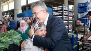 Gebze'de Mevlana Kapalı Pazar Yeri’nde gönül buluşması