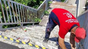 Kocaeli Büyükşehir'den üst geçitlere güvenli bakım