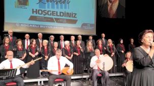 Kocaeli’de Saygınlar Korosu gönülleri mest etti