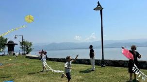 Uçurtmalar Kocaeli'den barışa uçtu