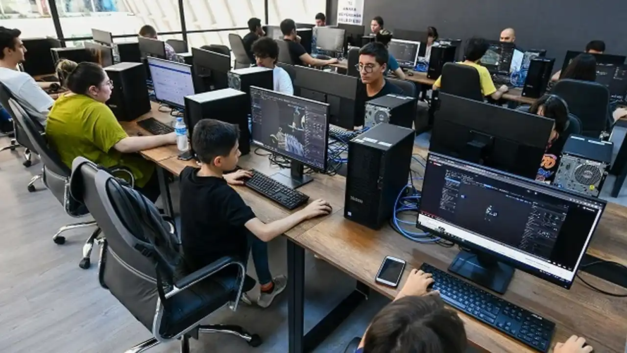 Ansera TechBridge Akademi'de yeni dönem başlıyor