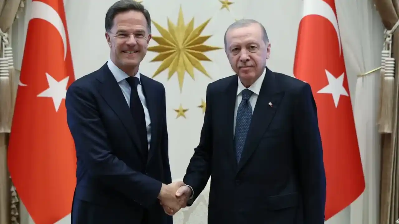 Cumhurbaşkanı Erdoğan, NATO Genel Sekreteri Rutte ile Külliye’de görüştü