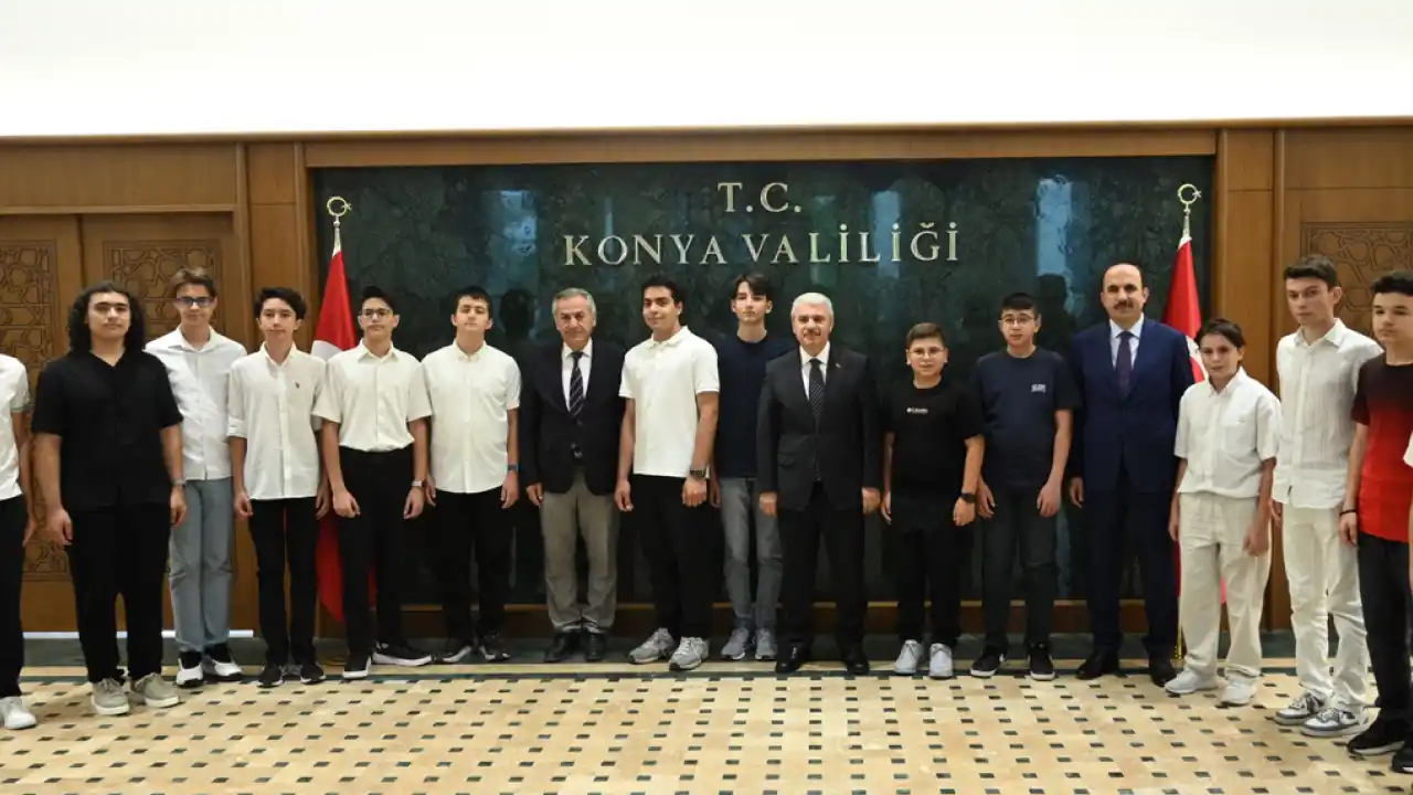 Konya'da Vali Akın ve Başkan Altay şampiyonlarla buluştu