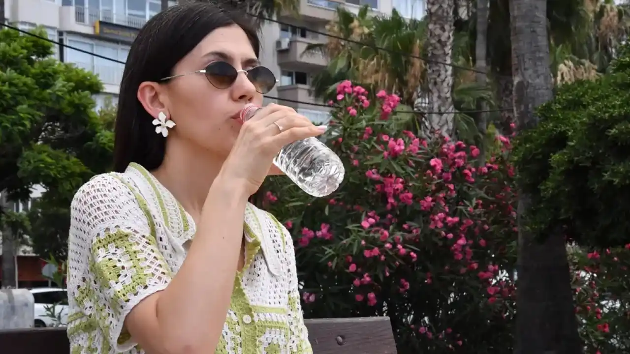 Mersin'de kavurucu sıcak uyarısı: Bu belirtilere dikkat!