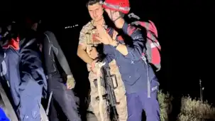 AFAD Şırnak'ta dağlık alanda mahsur kalan kişileri kurtardı