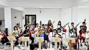 Antalya Muratpaşa'da Değirmenönü’nde gitarın dört hali