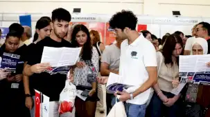 DEÜ İzmir Üniversite Tercih Fuarı'nda boy gösterdi