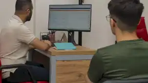 İzmir Büyükşehir LGS tercih döneminde öğrencilerin yanında