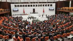 TBMM'de öğrenci affı teklifinde ilk 13 madde kabul edildi... Akademik sahteciliğe ağır yaptırım
