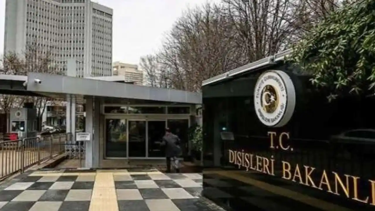 Türkiye'den Şam'daki bombalı saldırılara tepki!