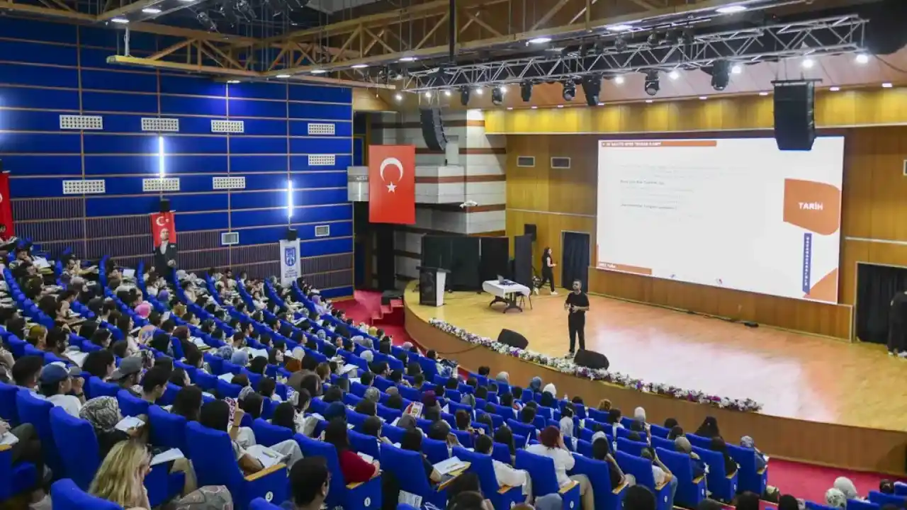 Ankara'da KPSS adaylarına ücretsiz tekrar kampı