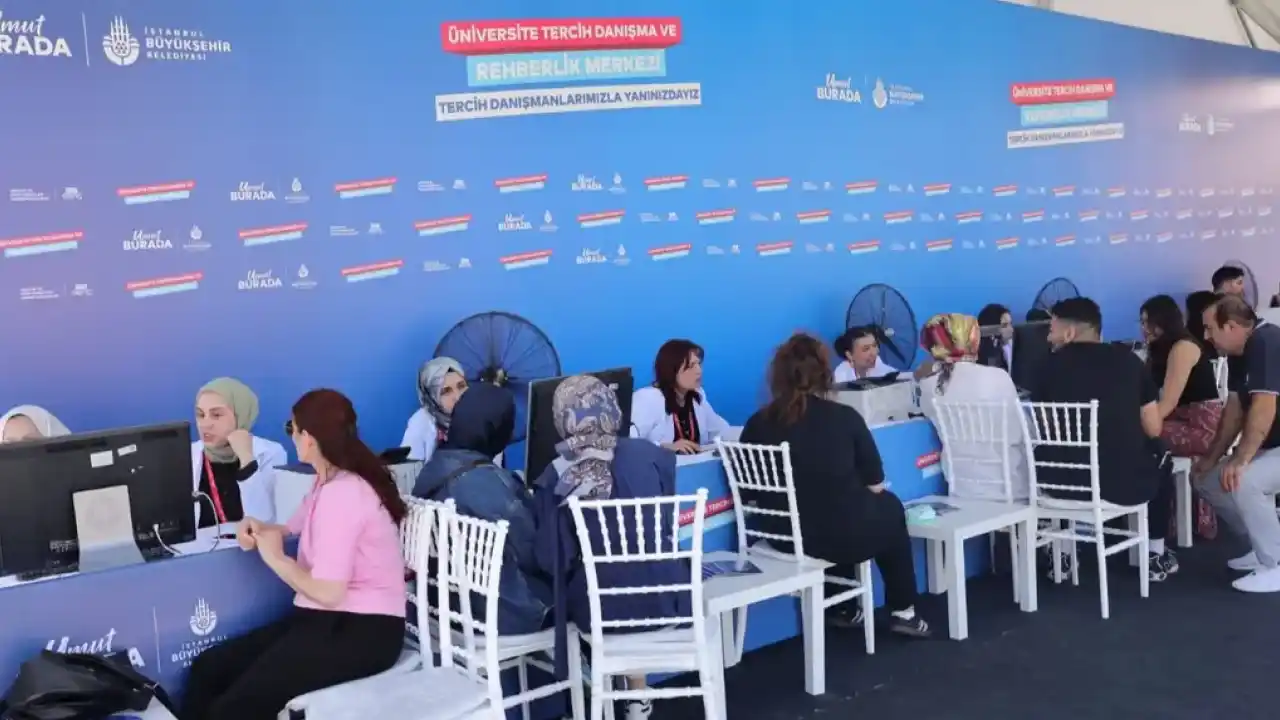 İBB tercih çadırlarına yoğun ilgi