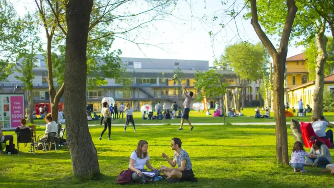 İstanbul Bilgi'den 30. yıla özel burs imkanı