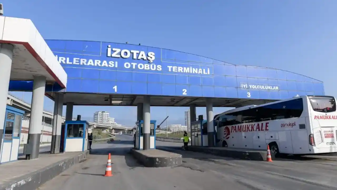 İzmir Otogarı’nda tahliye süreci tamamlandı! İşletme Büyükşehir'e geçiyor