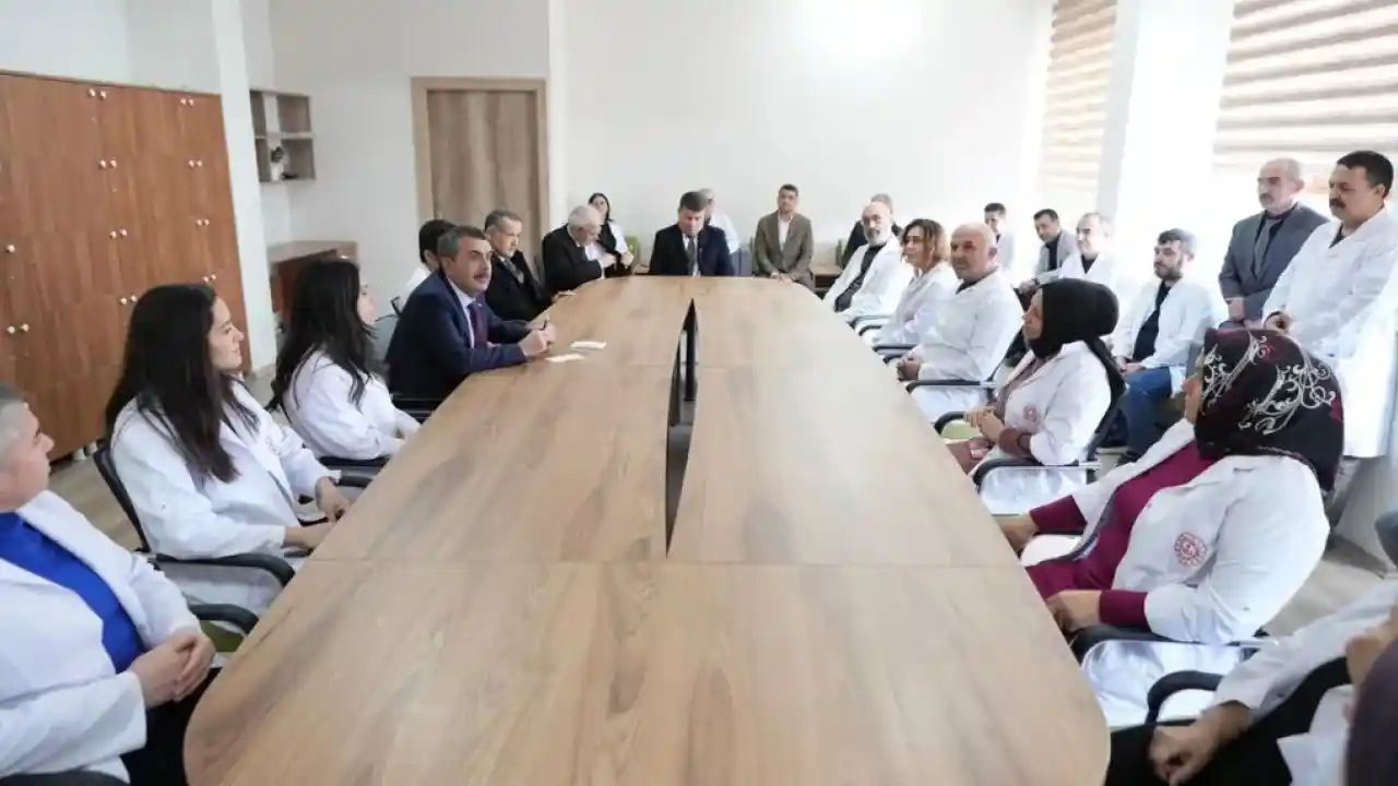 Öğretmenlerin Eylül ayı mesleki çalışma programı belli oldu