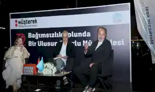 Bursa Nilüfer'de Müşterek Mekan'da bağımsızlık ve Cumhuriyet söyleşisi
