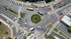İBB İstanbul'un yollarını yenilemeye devam ediyor