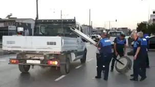 İzmir Çiğli zabıtasından kapsamlı pazar denetimi