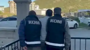 İzmir merkezli organize suç örgütüne operasyon! 36 şüpheliye eş zamanlı baskın