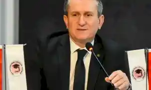 İzmir'de özel okullarda zorlu kayıt dönemi! Teşvikler kalktı, veli devlet okuluna yöneldi