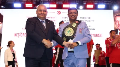 Karakucak güreşlerinde Türkiye Dünya şampiyonu oldu
