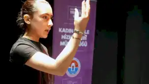 Maltepe’de Türk İşaret Dili kursiyerleri sertifikalandı
