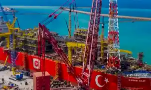 Osman Gazi için kritik aşama! 260 tonluk Alev Kulesi yerine yerleştirildi
