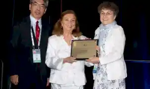 Prof. Dr. Rüveyde Akbay'a 'uluslarası' onur