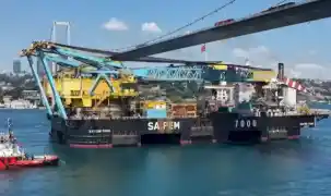 Saipem 7000 Boğazlar'dan güvenle geçti