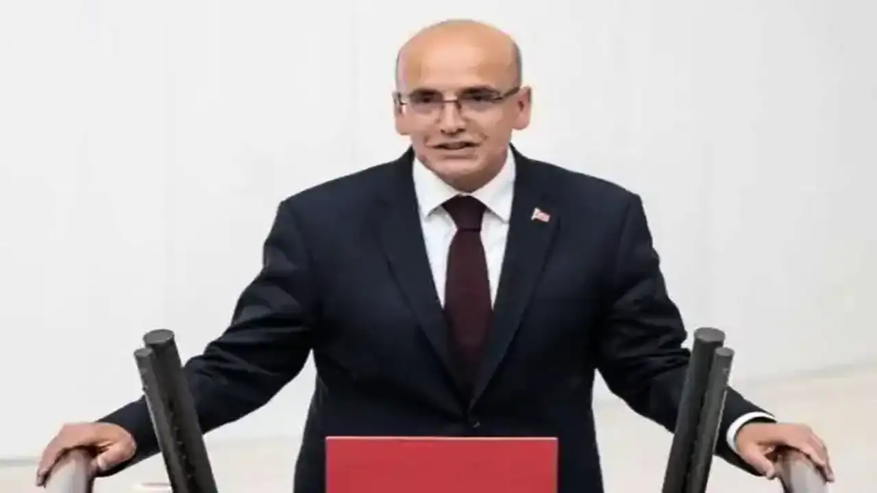 Bakan Şimşek piyasalar için yeni mesaj verdi
