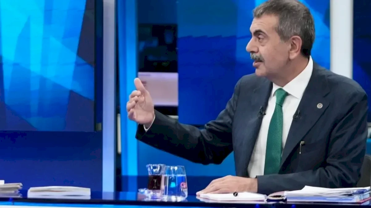 Bakan Tekin'den 'kılık kıyafet' vurgusu