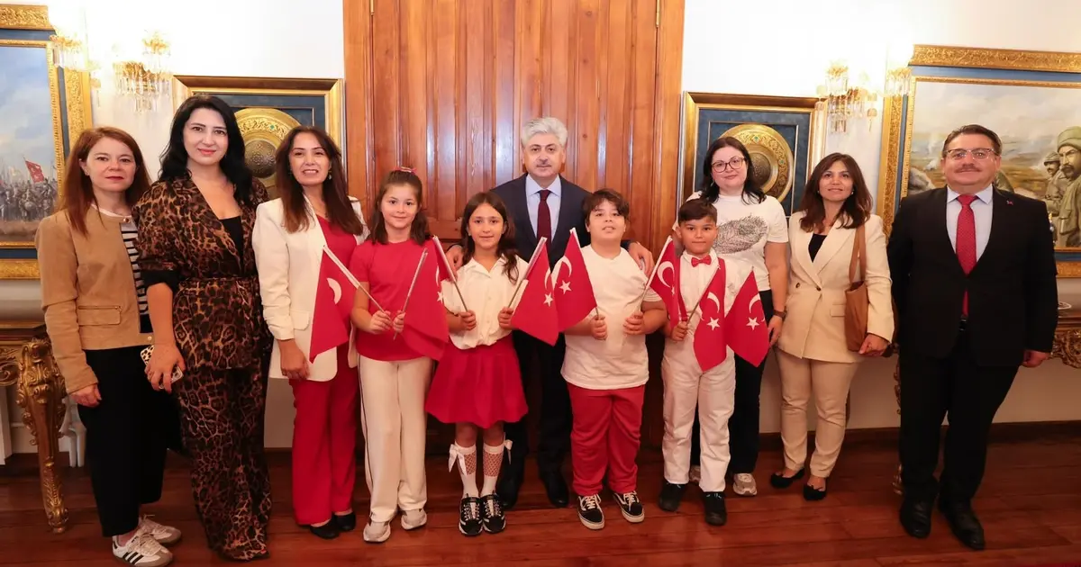 Sakarya eğitiminde yeni dönemin ilk gününde Vali Doğan’a anlamlı ziyaret