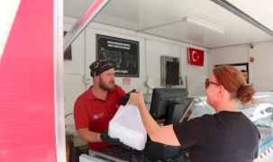 Antalya’da Halk Et Mobil Tırı İlçelerde Hizmet Veriyor
