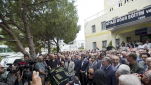Burhan Özfatura son yolculuğuna uğurlandı