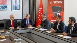 Kılıçdaroğlu 20 gaziyi Genel Merkez'de ağırladı