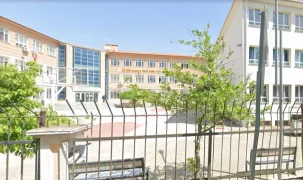 Manisa'da liseye yakın bölgede silahlı saldırı: 8 kişi etkilendi