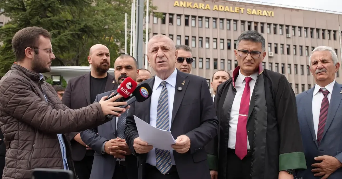 Ümit Özdağ’dan Diyarbakır’daki Kürtçe tabelalarla ilgili suç duyurusu