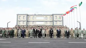Azerbaycan'da tatbikatta askerler başarıyla görev aldı